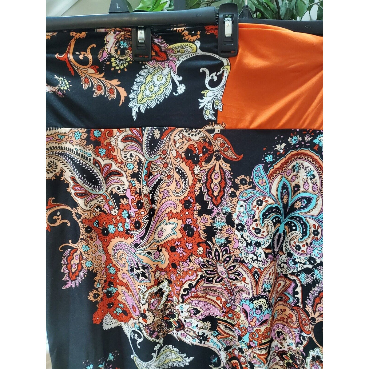 Soho Apparel Women's Black & Orange Paisley Polyester Long Skirt Size X-Large