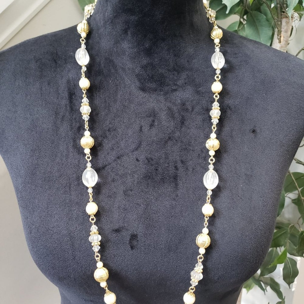 1928 Womens Fashion Clear Crystals Faux Pearl Beaded Long Necklace with Lobster