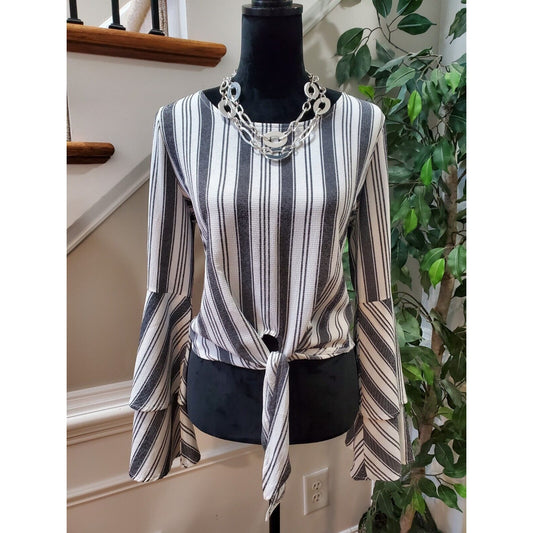 Altar'd State Women's White & Gray Polyester Round Neck Long Sleeve Top Blouse S