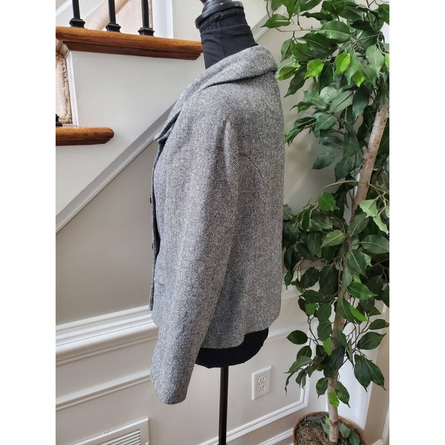 Conspicous Women's Gray Wool Long Sleeve Double Breasted Casual Fitted Blazer 8