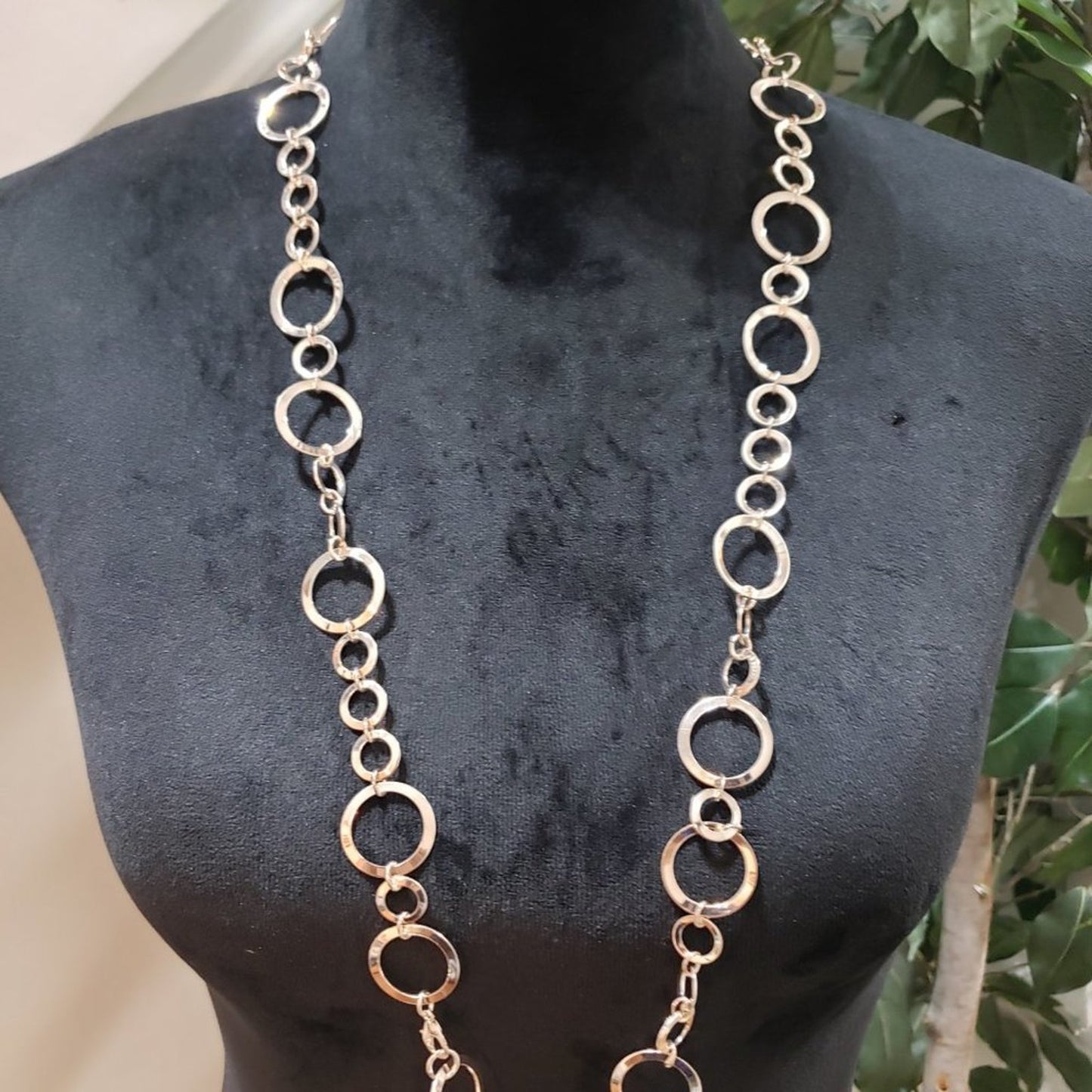 Women's Gold Geometric Circle Link Modern Simple Chic Elegant Jewelry Necklace