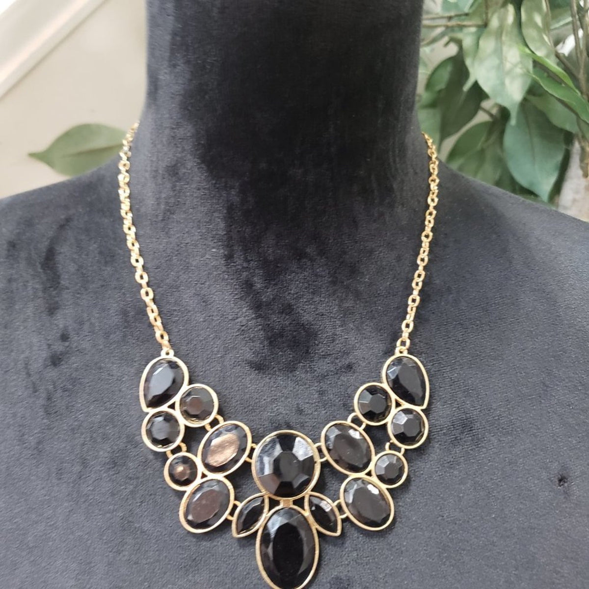 Women's Black & Gold Chain Teardrop Beaded Stylish Statement Fashion Necklace