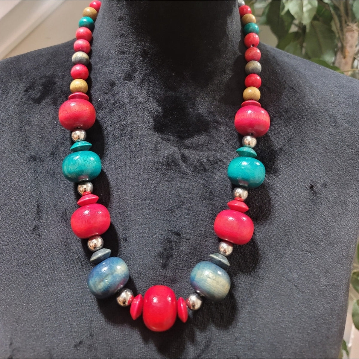 Multicolor Wooden Stone Necklace