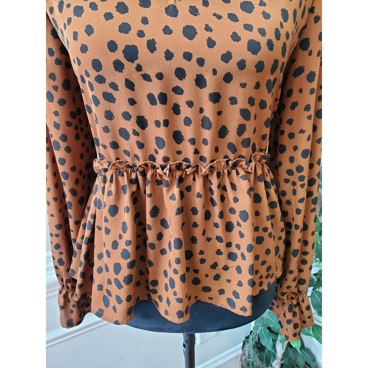 SHEIN Women Brown Leopard Print Polyester V-Neck Long Sleeve Casual Top Blouse 4