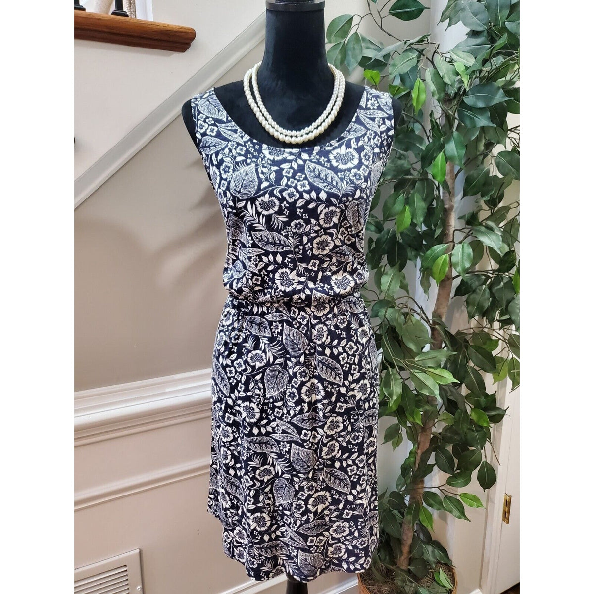 Basic Basique Women Blue Floral Cotton Scoop Neck Sleeveless Knee Length Dress L