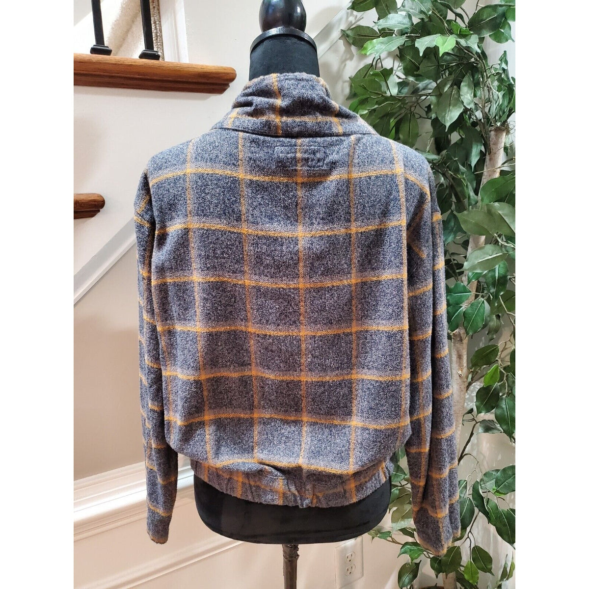 Forever 21 Women's Gray Plaid Cotton Long Sleeve Drawstring Knit Sweater Size S