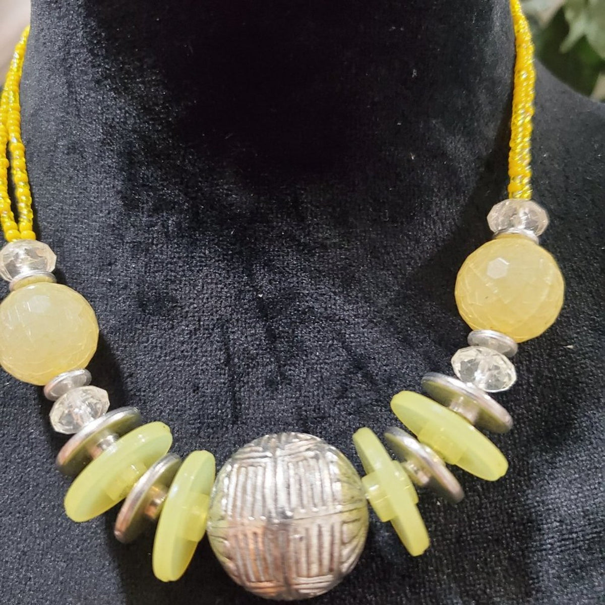 Vintage Art Deco Yellow and Clear Glass Bead with Lobster Clasp Necklace