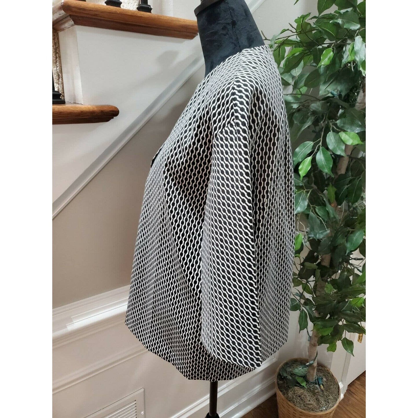 Anne Klein Women's Black & White Polyester Long Sleeve Open Front Blazer Size 4