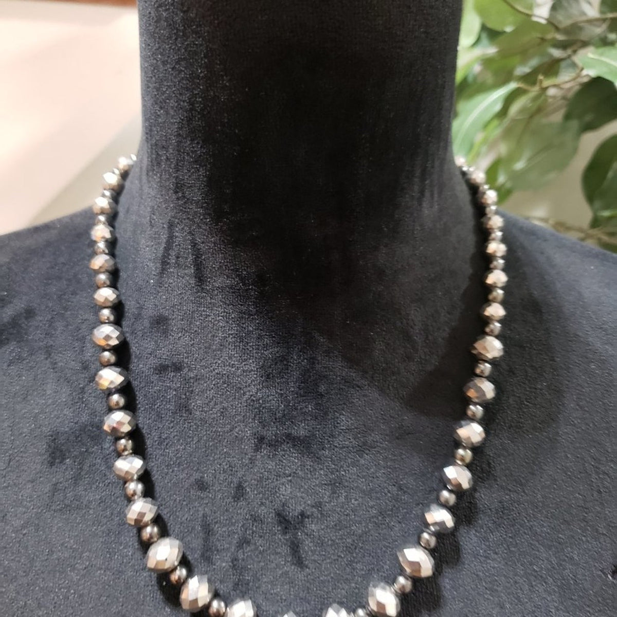 Womens Fashion Brass Stone Beaded Collar Necklace with Lobster Clasp