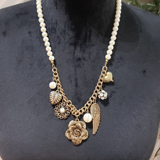 Womens Fashions Gold Tone Flower Heart Beaded Collar Necklace w/ Lobster Clasp