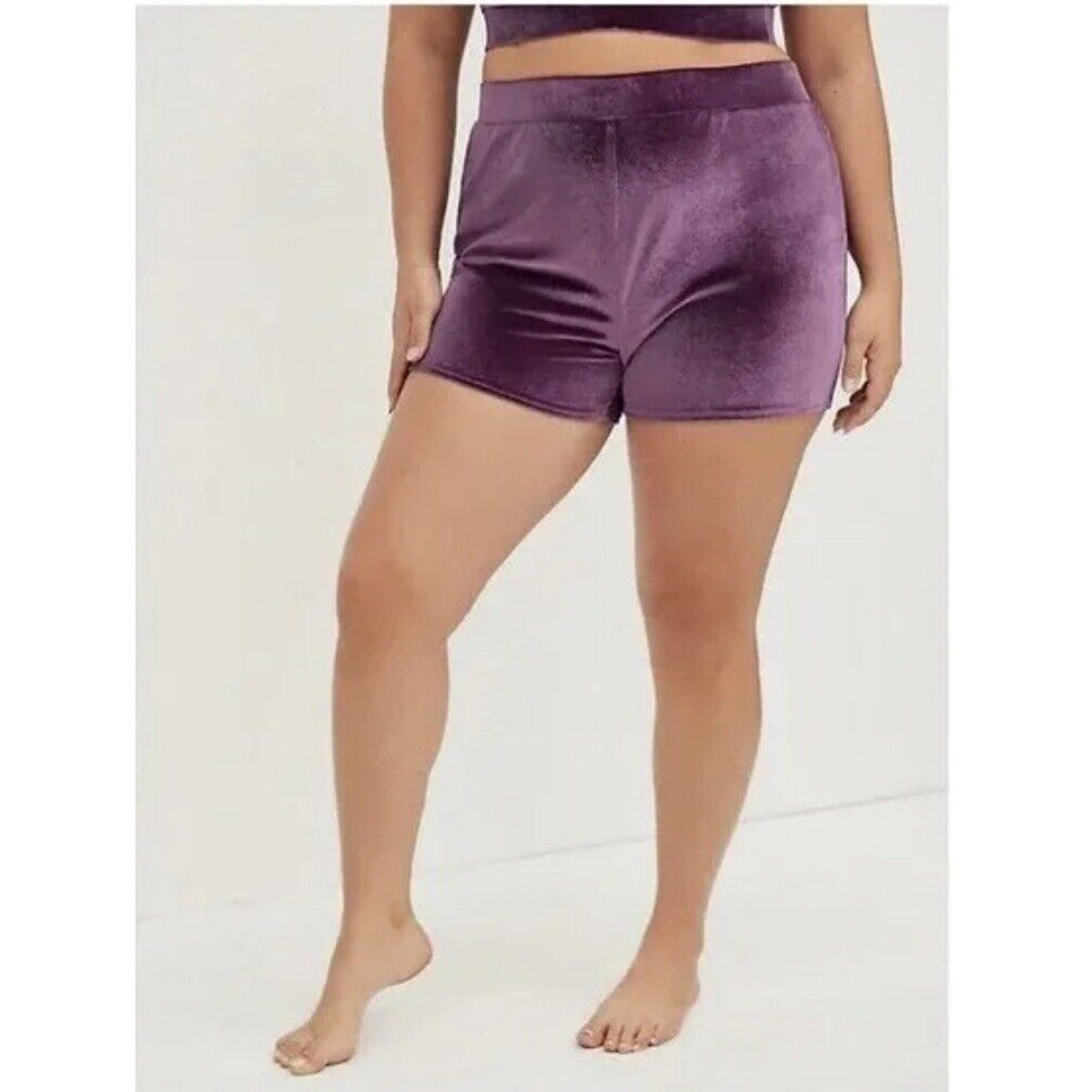 Torrid Curve Women’s Plus Purple Velvet Velour Comfort Pull On Shorts Size 0