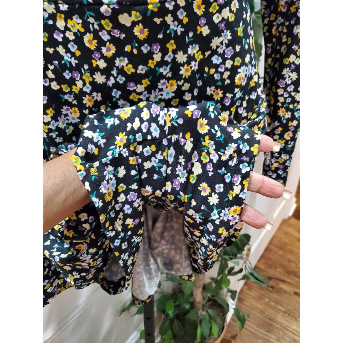 White Birch Women Black Floral Polyester Round Neck Long Sleeve Casual Romper 2X