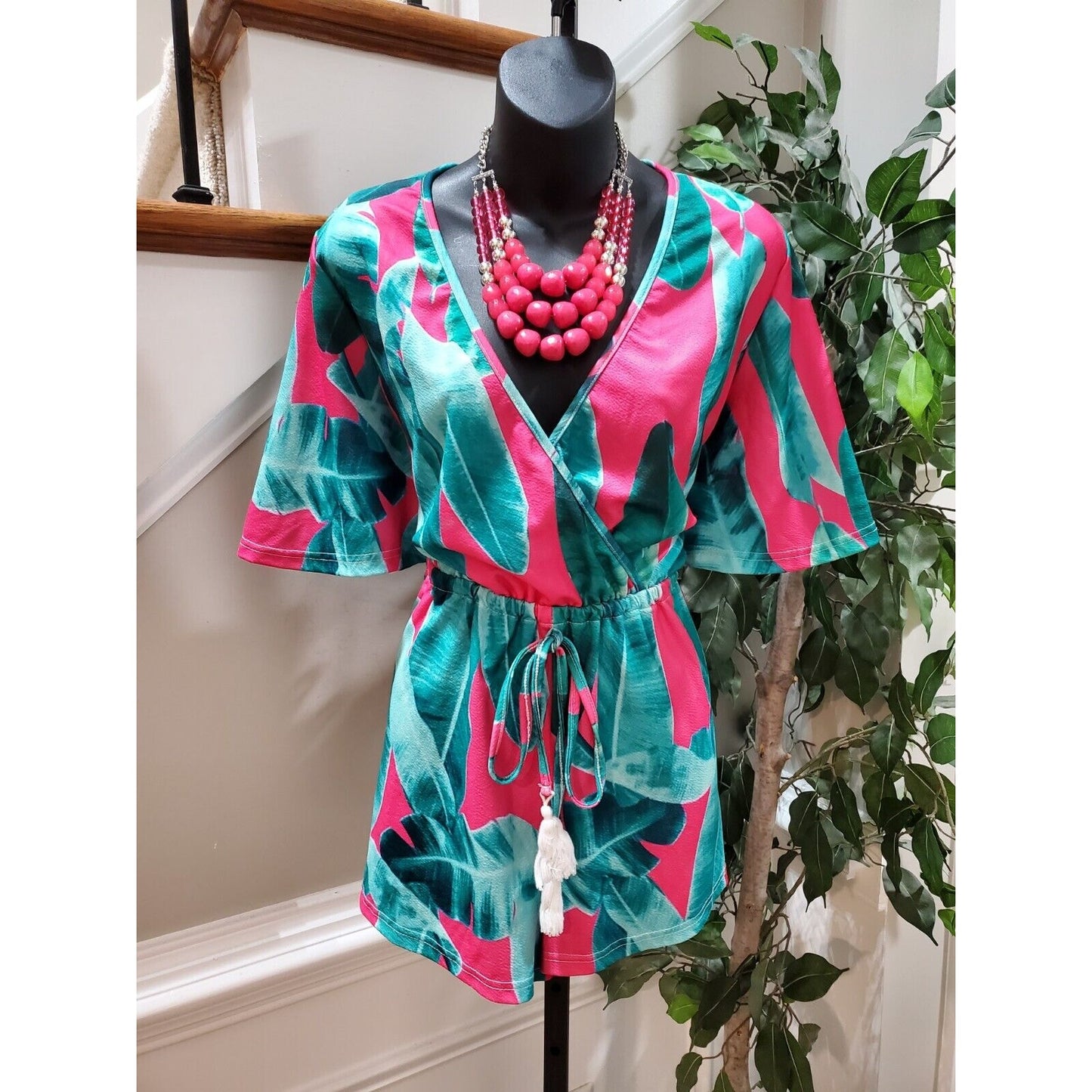 Famulily Women's Pink & Blue 100% Polyester V-Neck 3/4 Sleeve Casual Romper L