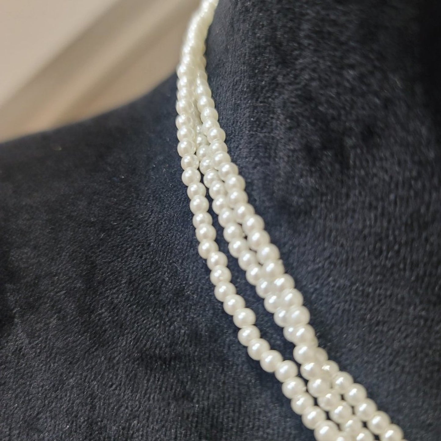 White Pearl Choker Necklace Classic Three Layers Beads Chain Graceful Necklaces
