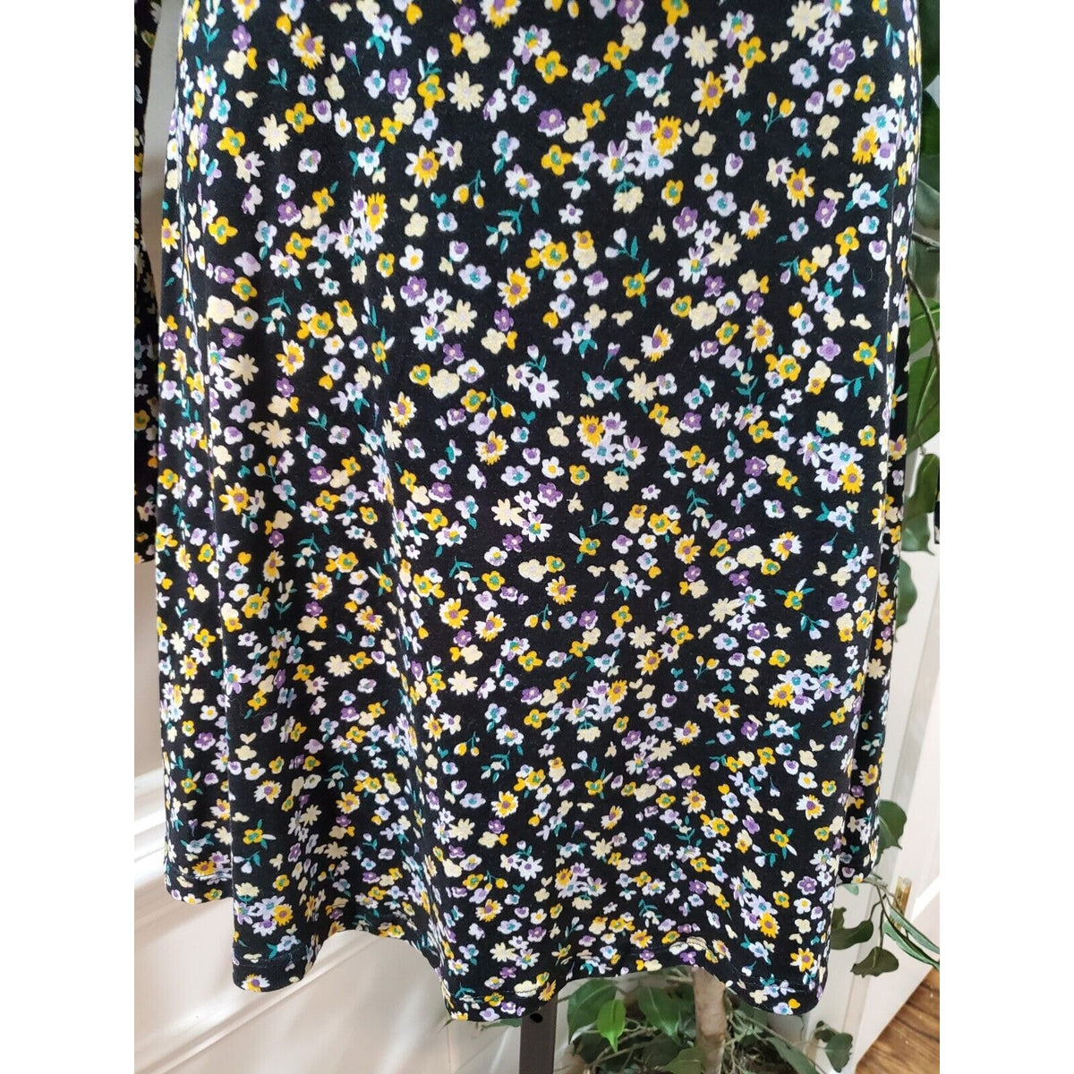 White Birch Women Black Floral Polyester Round Neck Long Sleeve Casual Romper 2X