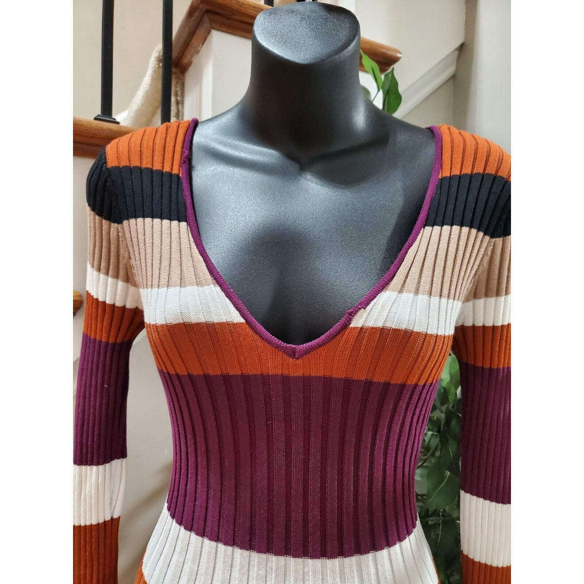 Fashion Nova Women's Multicolor Viscose V-Neck Long Sleeve Knee Length Dress M