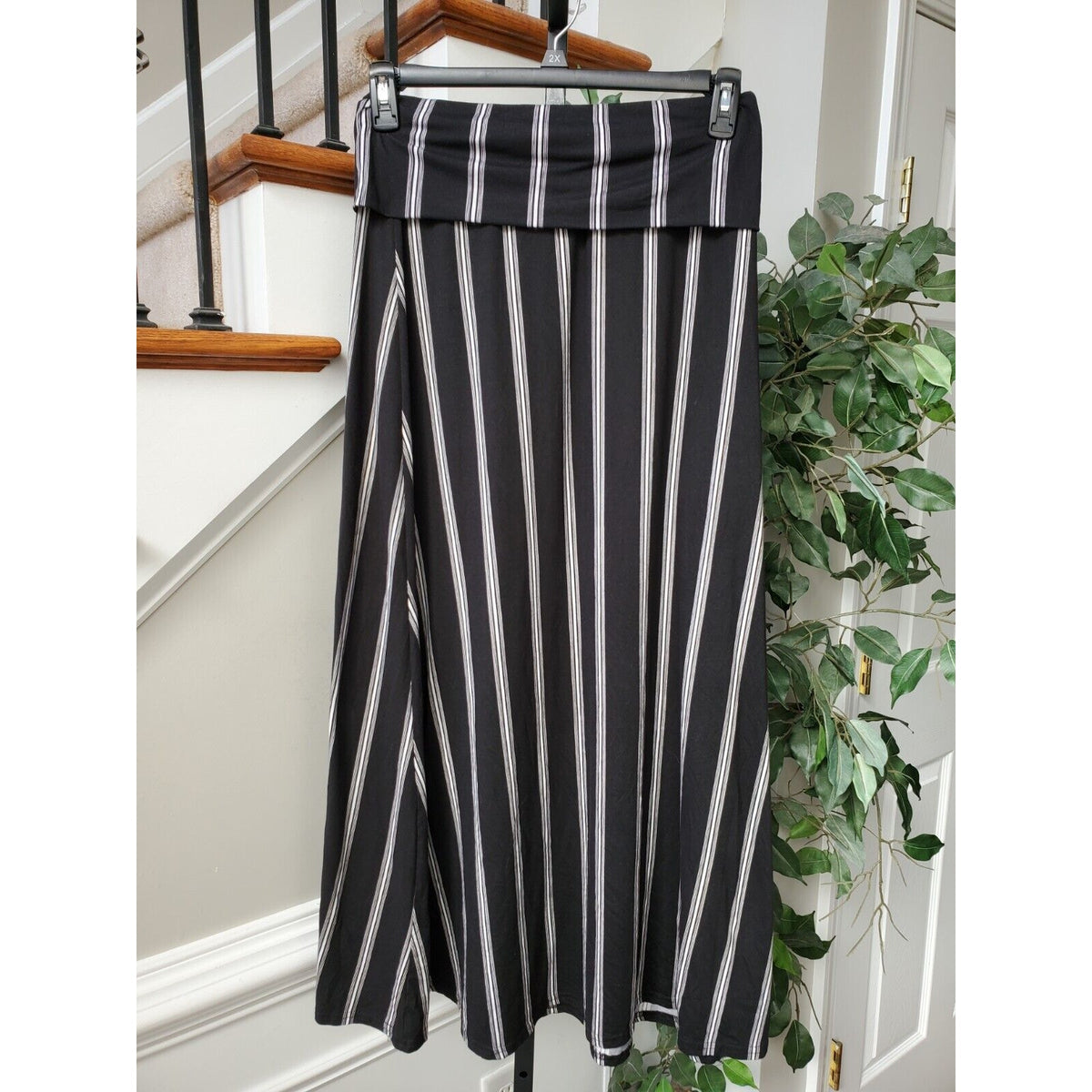 NYC Women Black Striped Polyester Pull On A-Line Casual Long Maxi Skirt Size L
