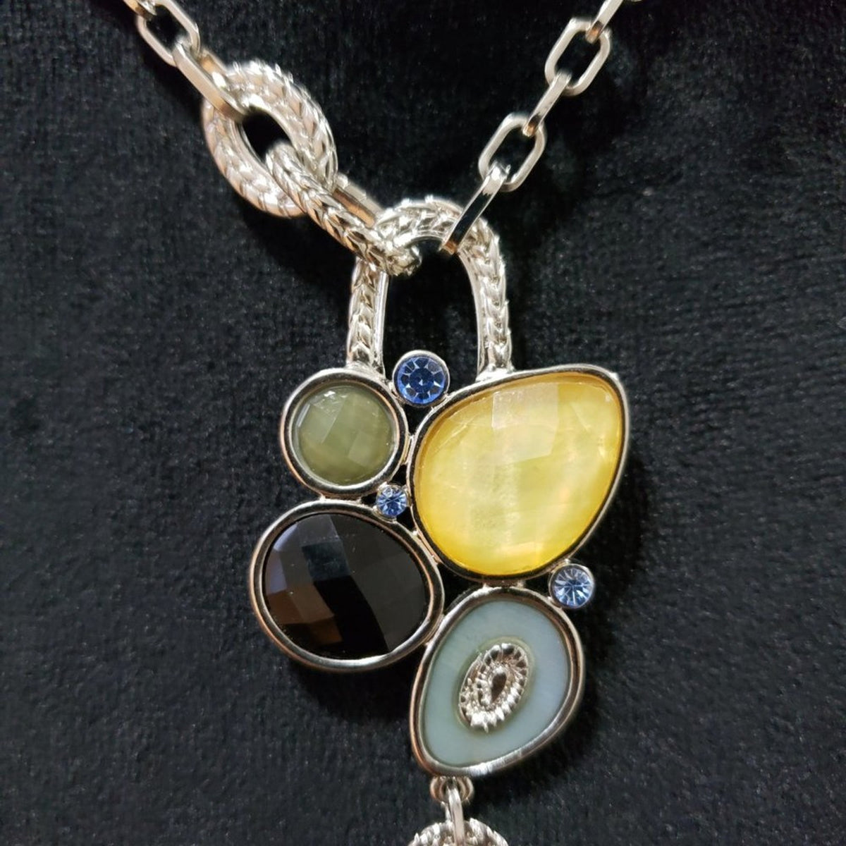 Lia Sophia Silver Tone Cut Crystal Mother Of Pearl Resin Necklace with Lobster