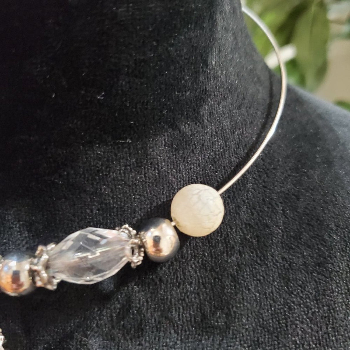 Vintage Estate Silver Tone Lucite Pearl Bead Statement Jewelry Necklace