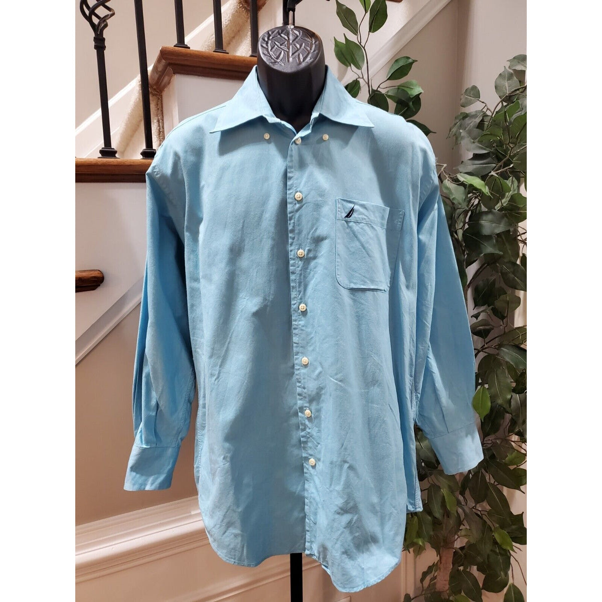 Nautica Men's Blue Cotton Long Sleeve Collared Buttons Down Casual Shirt 15.5