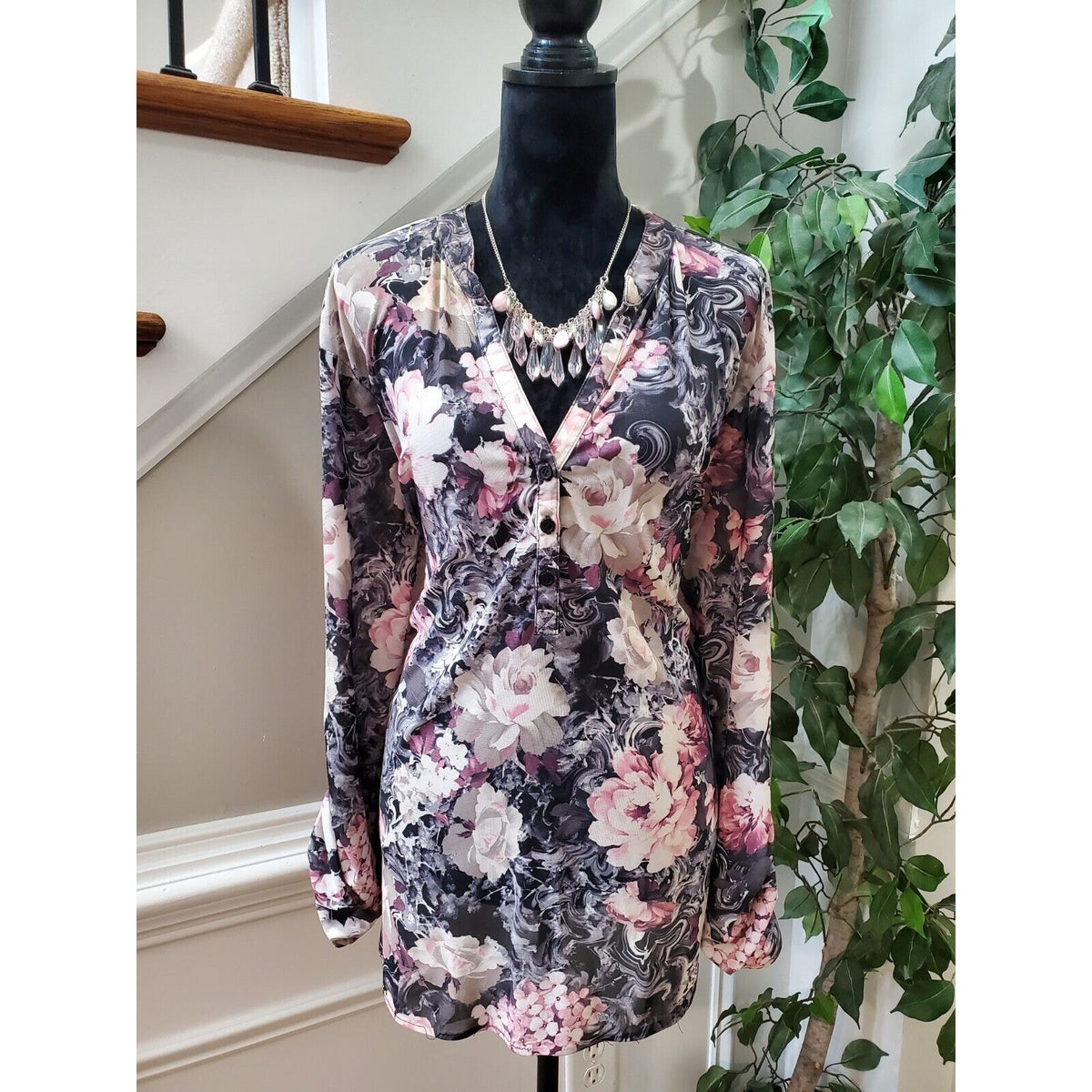 G Collection Women Floral Polyester V-Neck Long Sleeve Casual Top Blouse Size 2X