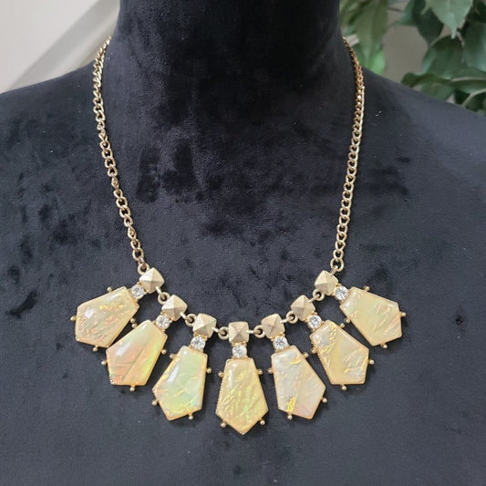 Womens Cream Faceted Geomatric Shape with Lobster Clasp Necklace