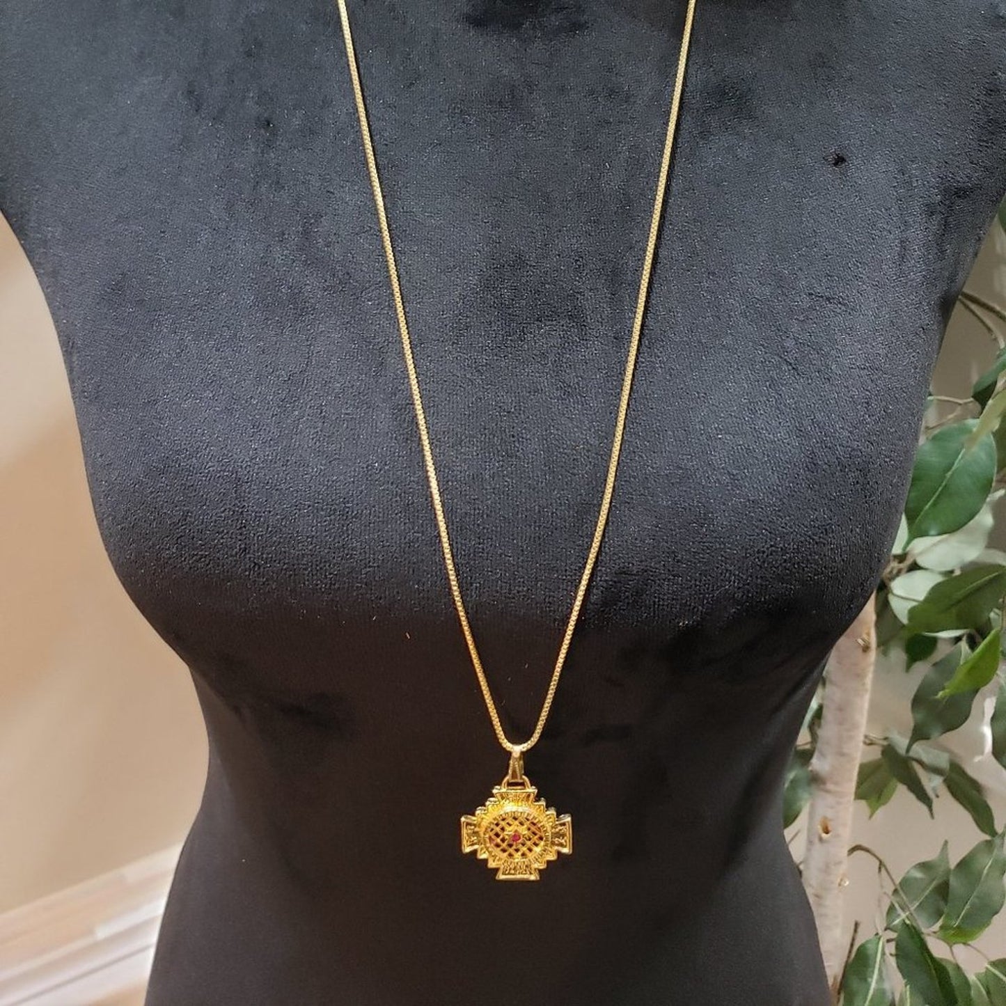 Women Gold Color Matte Gold Locket Pendant Set Necklace