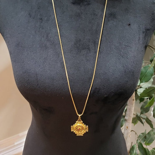 Women Gold Color Matte Gold Locket Pendant Set Necklace