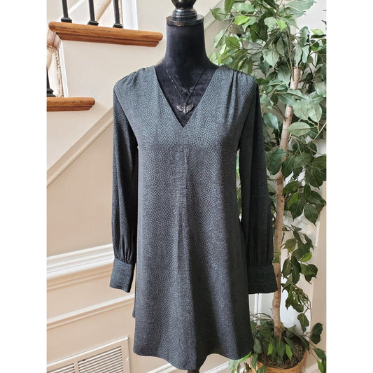 A New Day Women's Green Snake Print Long Sleeve V Neck Knee Length Dress Small