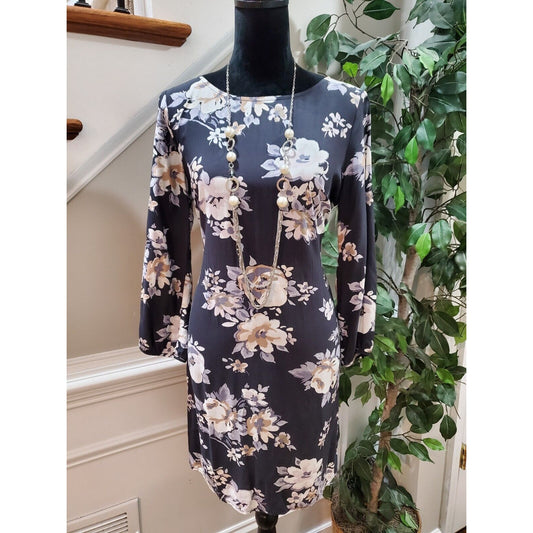 Old Navy Women's Black Floral Rayon Round Neck Long Sleeve Knee Length Dress M