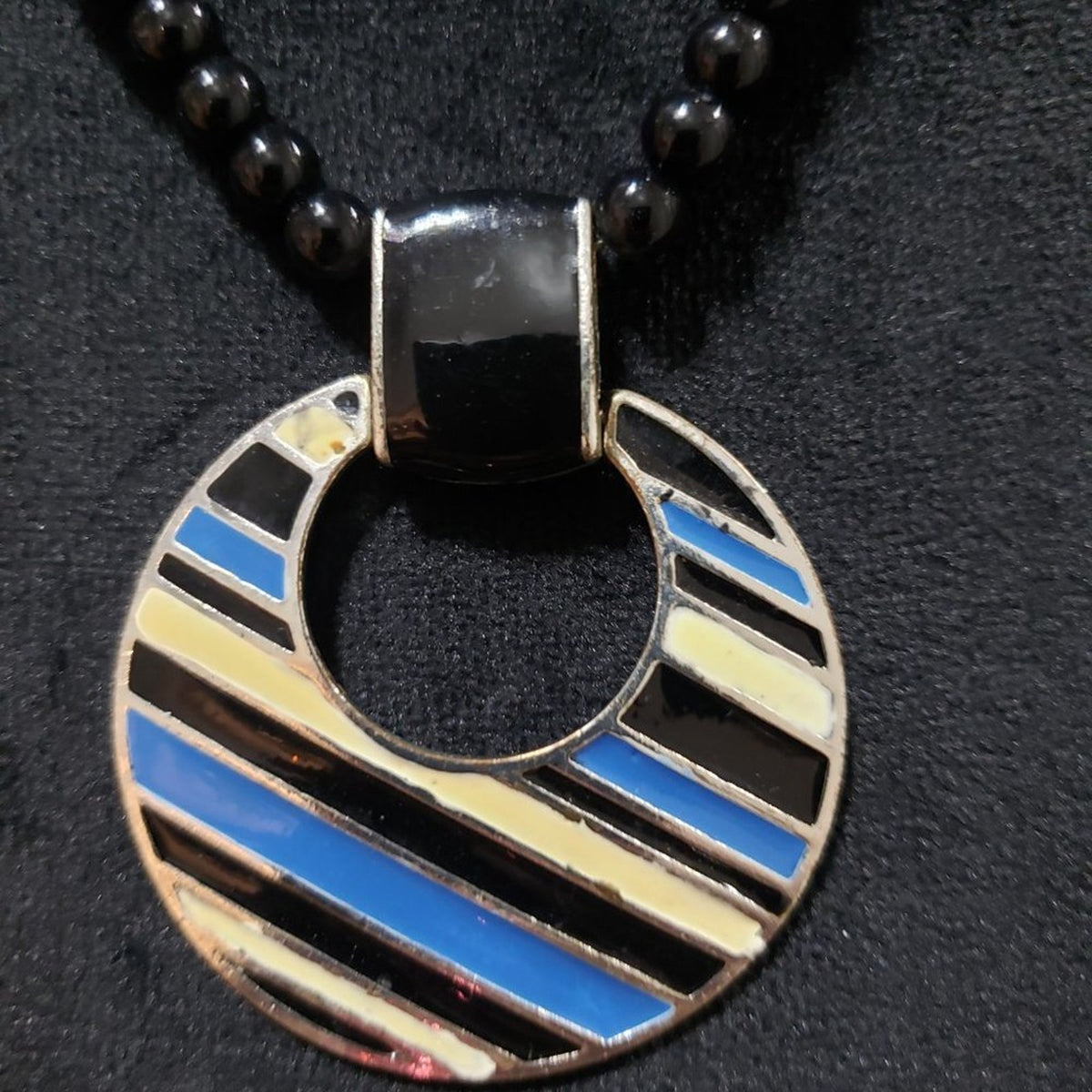 Womens Fashions Multicolor Round Disk Pendant Necklace with Lobster Clasp