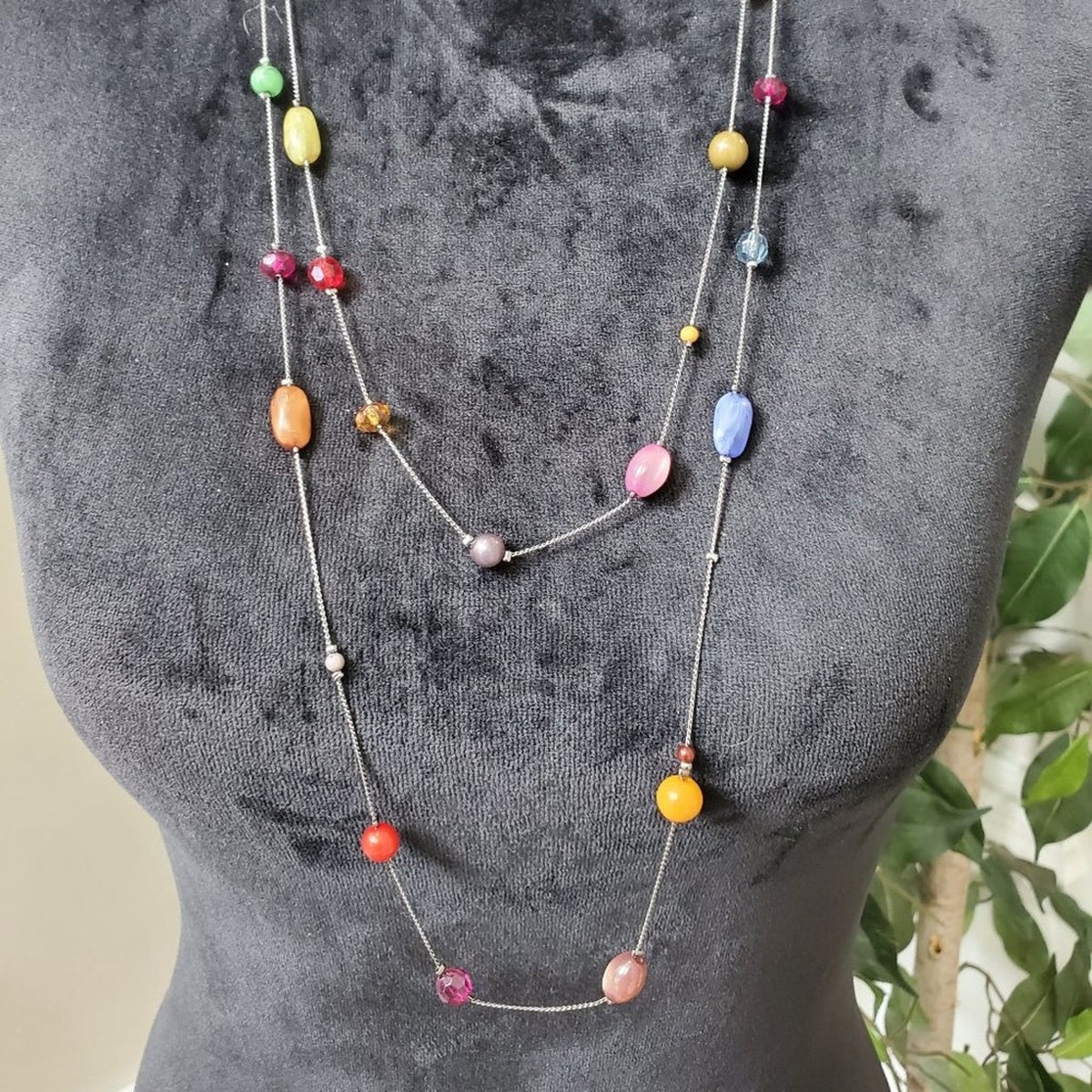 Womens Multicolor Layer Round Beaded with Lobster Clasp Charm Necklace