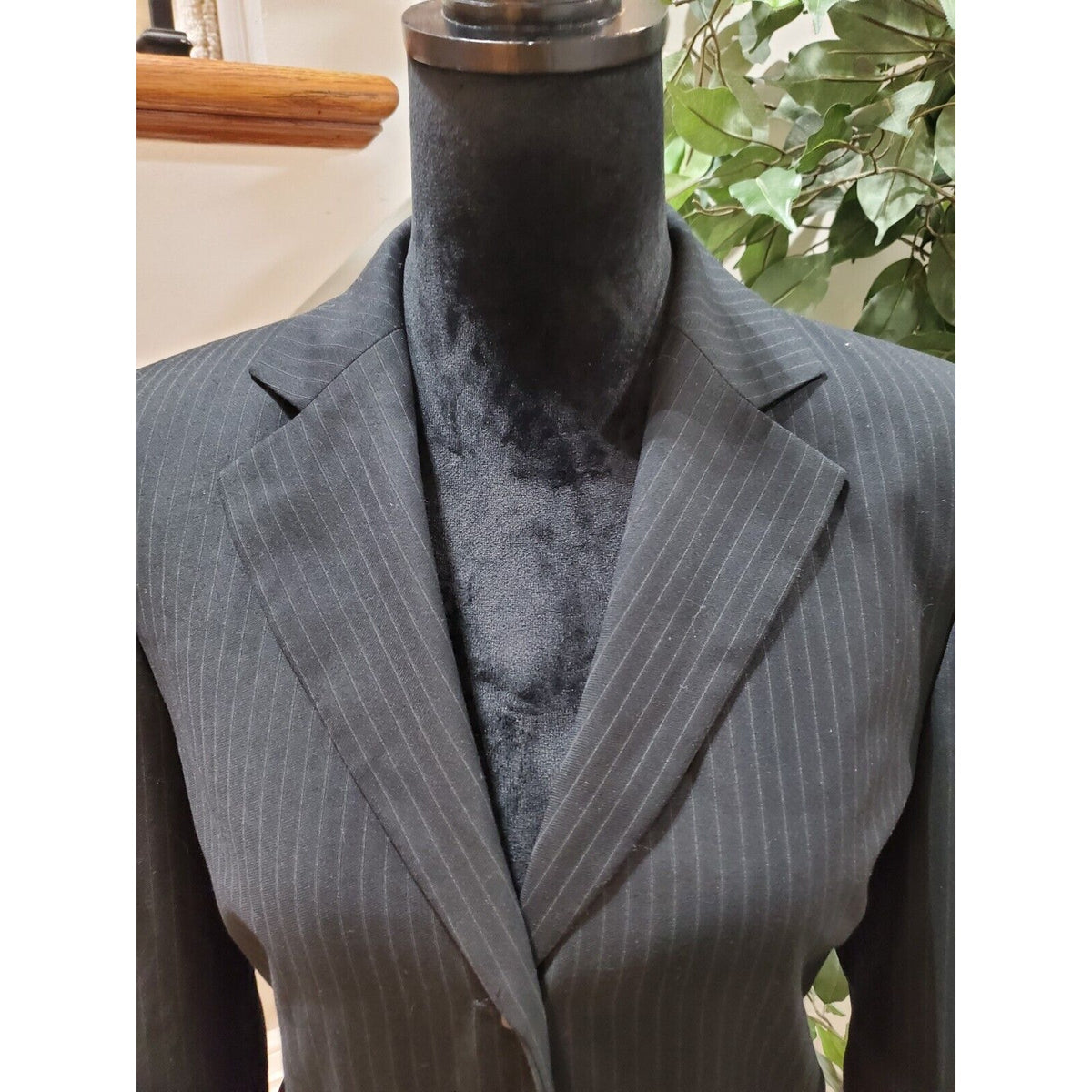 Calvin Klein Women's Black Single Breasted Three Button Blazer Jacket Size 8