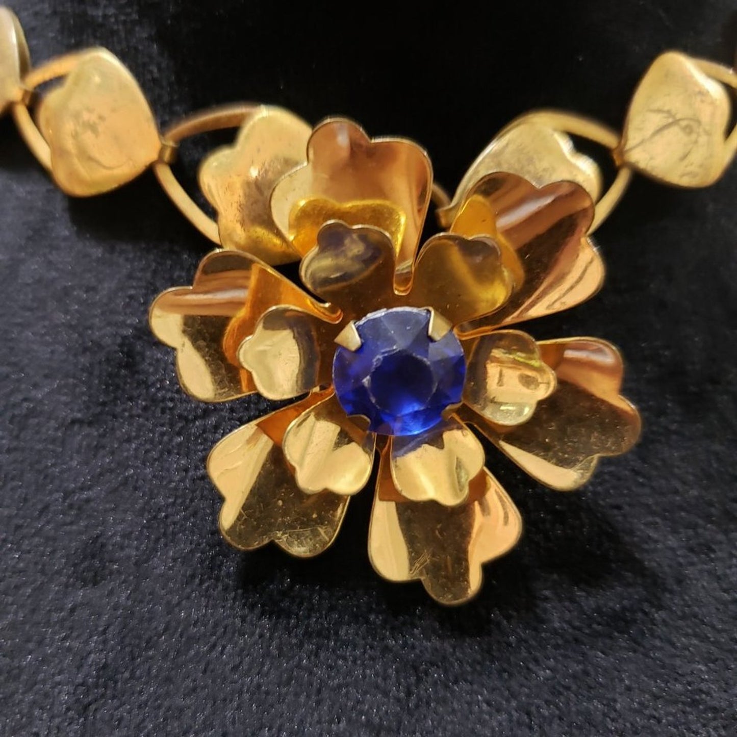 Women's Goldtone Blooming Brilliant Neutral Multi Flower Collar Necklace