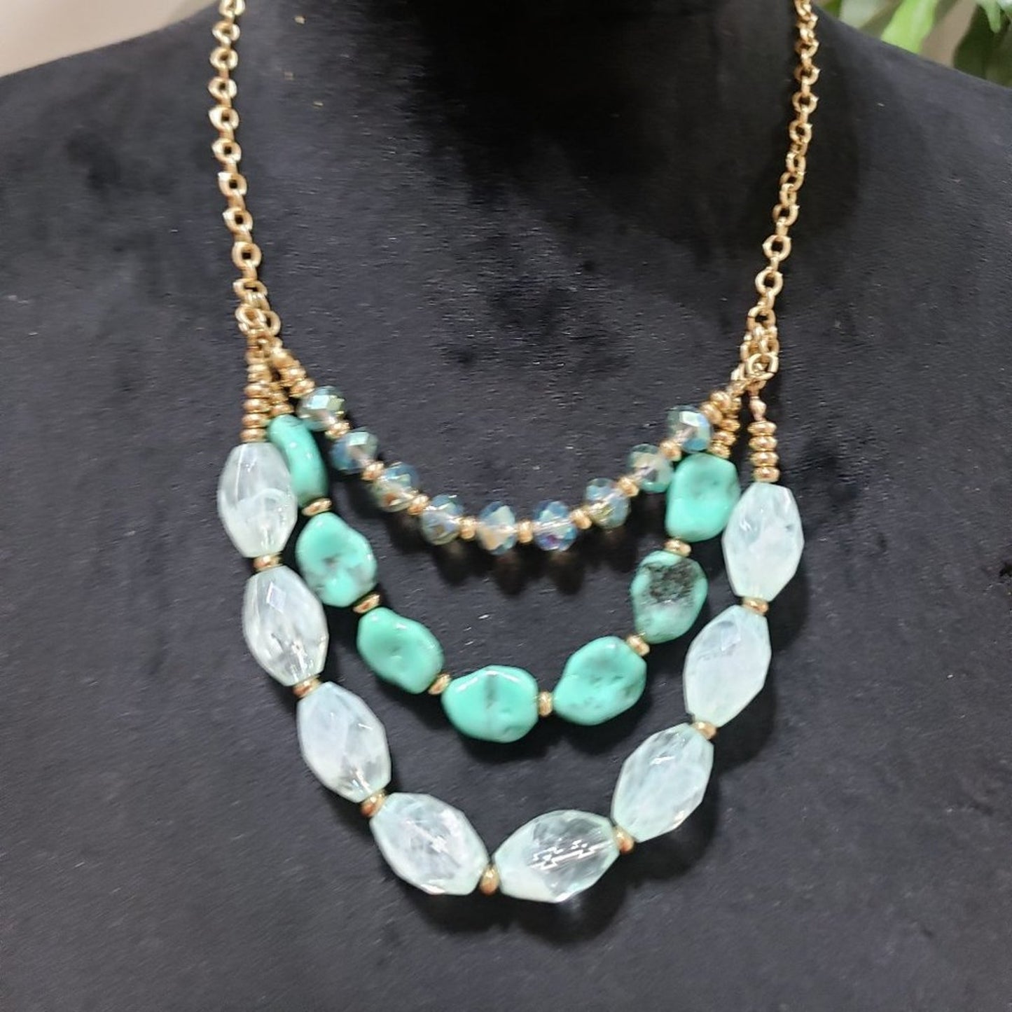 Womens Fashion Triple-Strand Turquoise Beaded Gold Tone Chain Statement Necklace