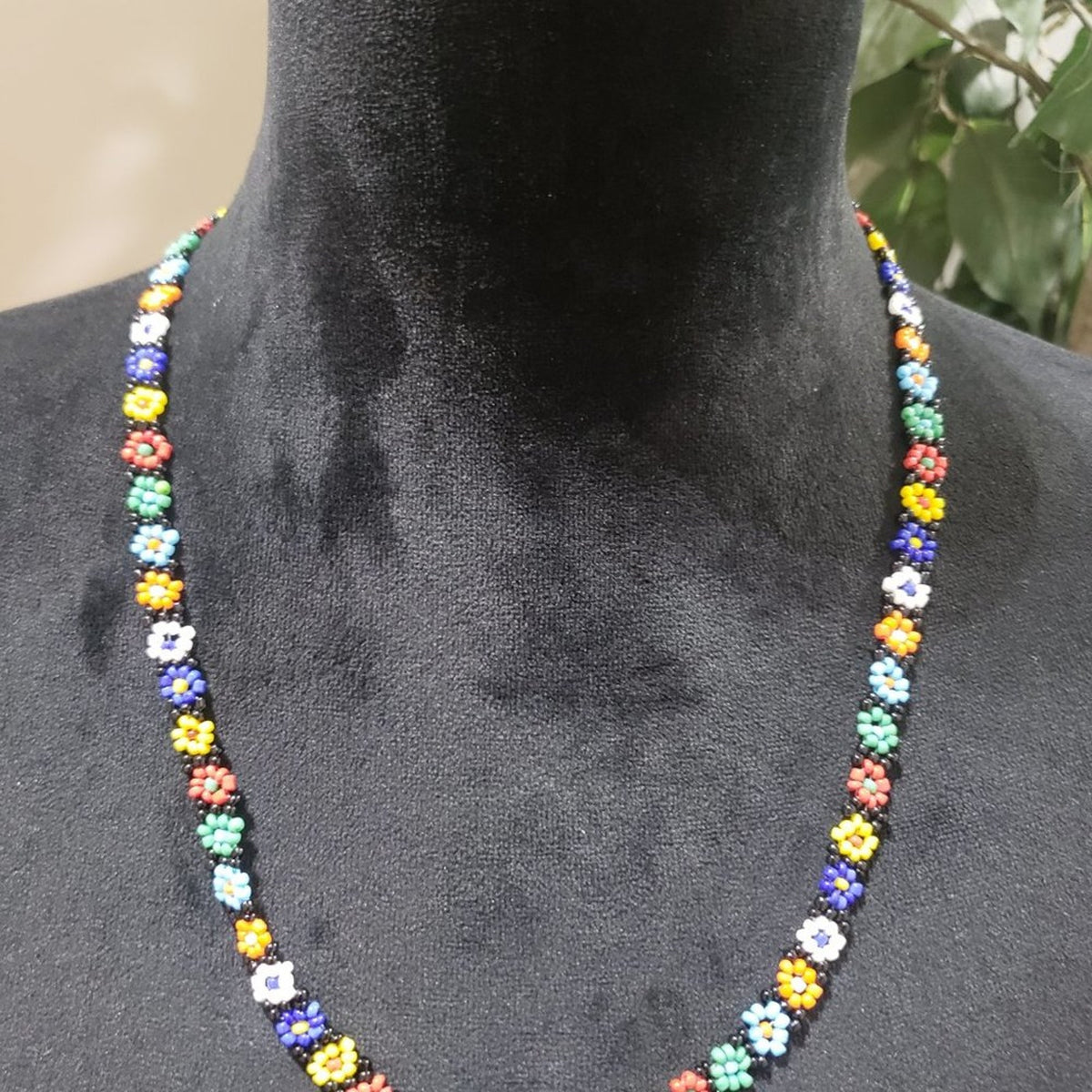 Womens Modern Fashion Multicolor Stones Beaded Floral Statment Collar Necklace