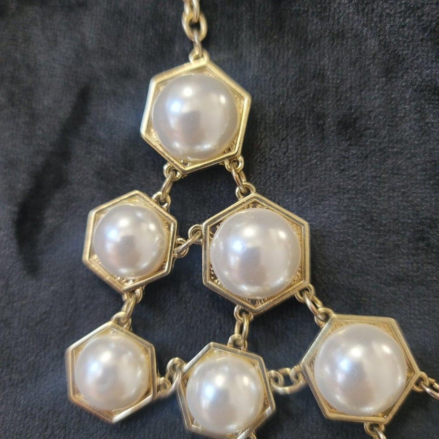 Women's White Round Beaded Link Stylish Statement Jewelry Necklace