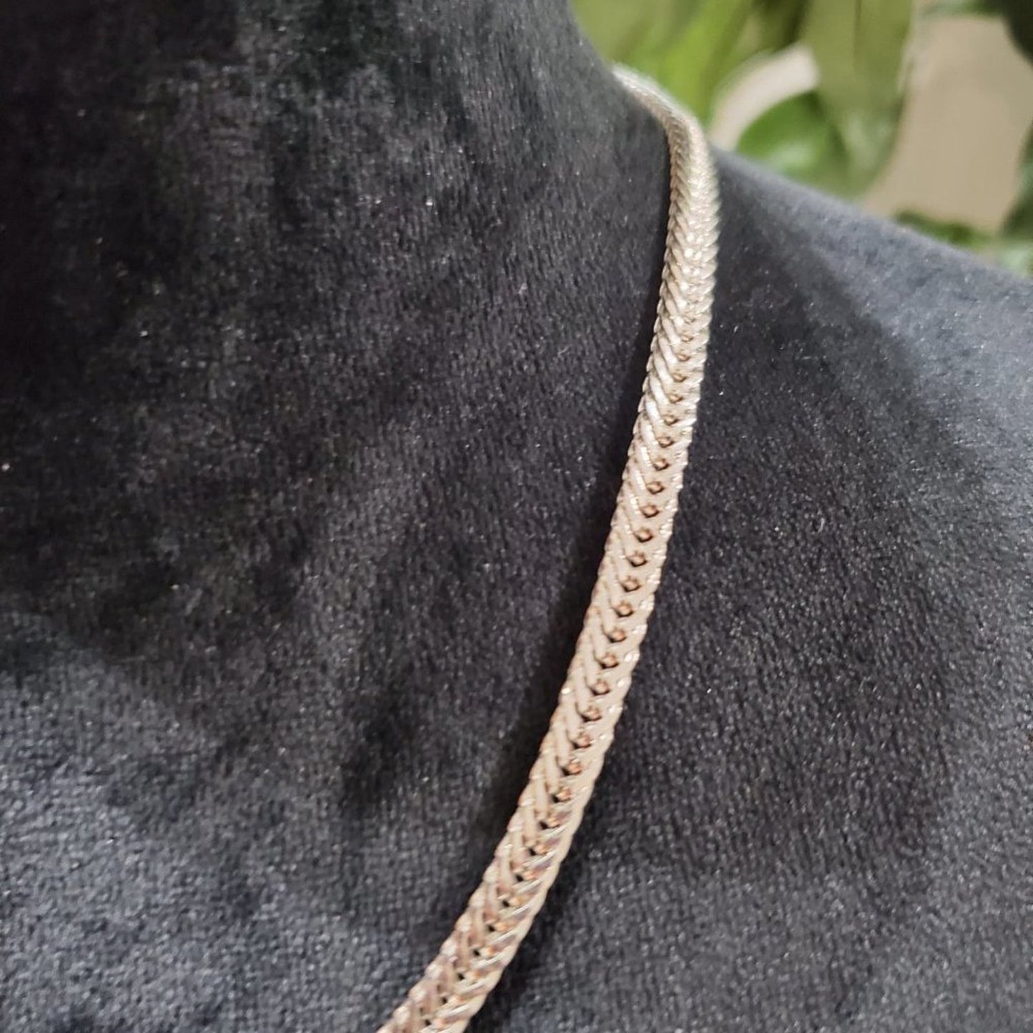 Women's Silver Cuban link Chain Fashion Jewelry Necklace