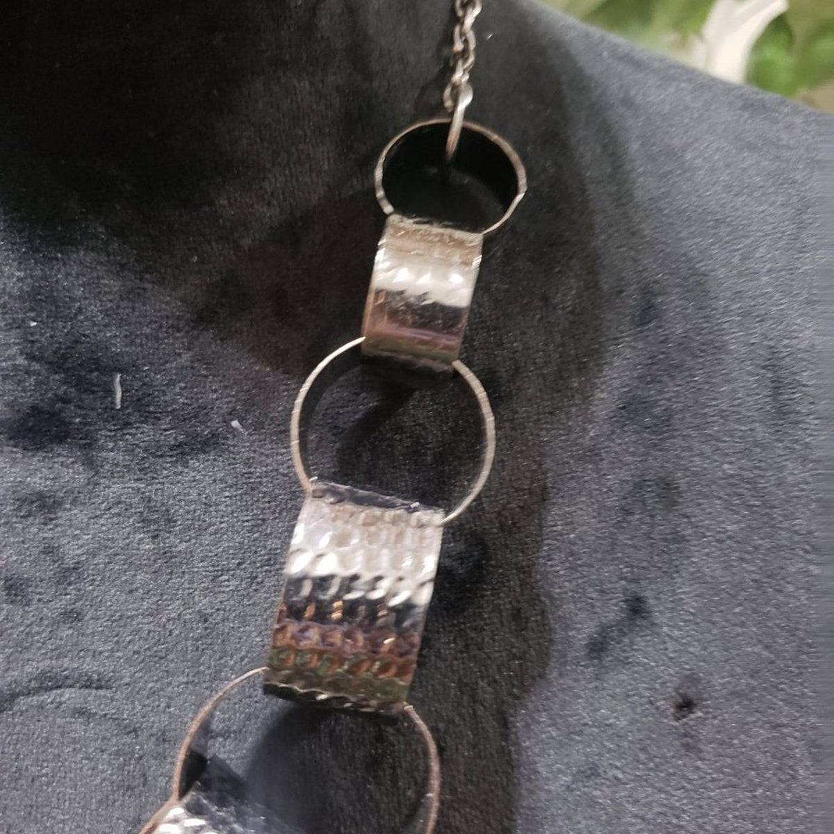 Womens Silver Multi Link Circle With Lobster Clasp Necklace
