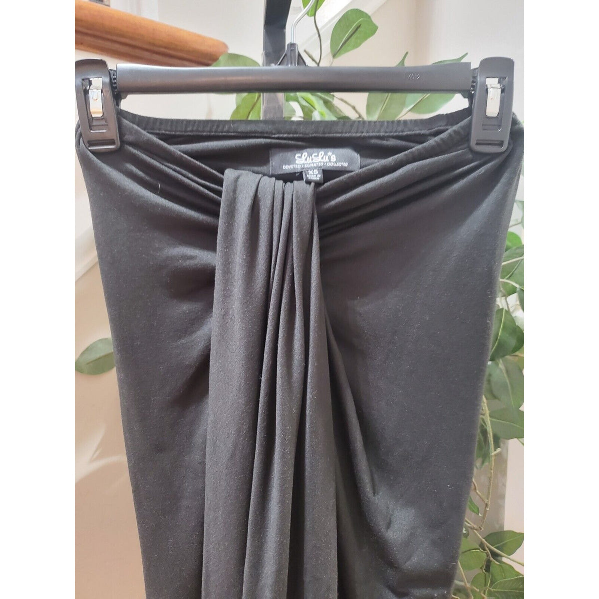 Lulu’s Women's Black Solid Polyester Scenic Drive Midi Skirt Size X-Small