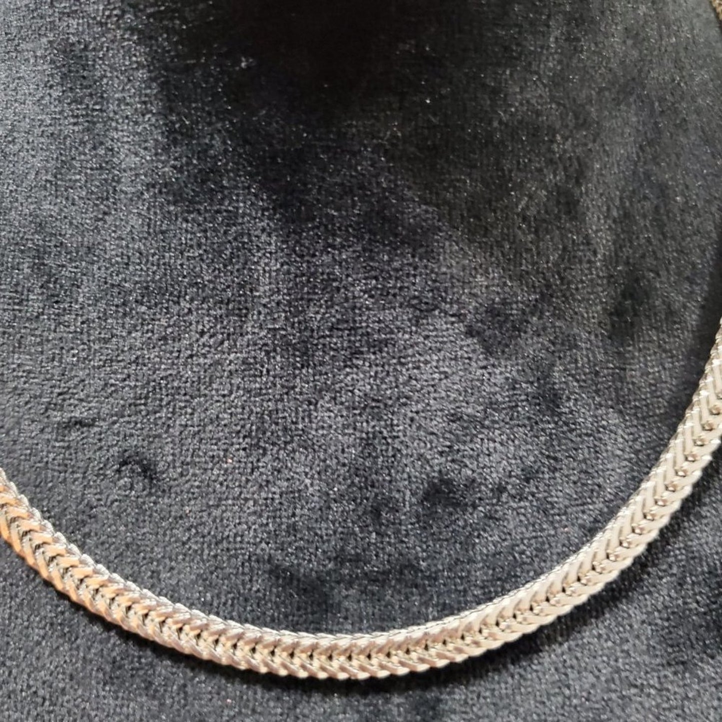 Women's Silver Cuban link Chain Fashion Jewelry Necklace
