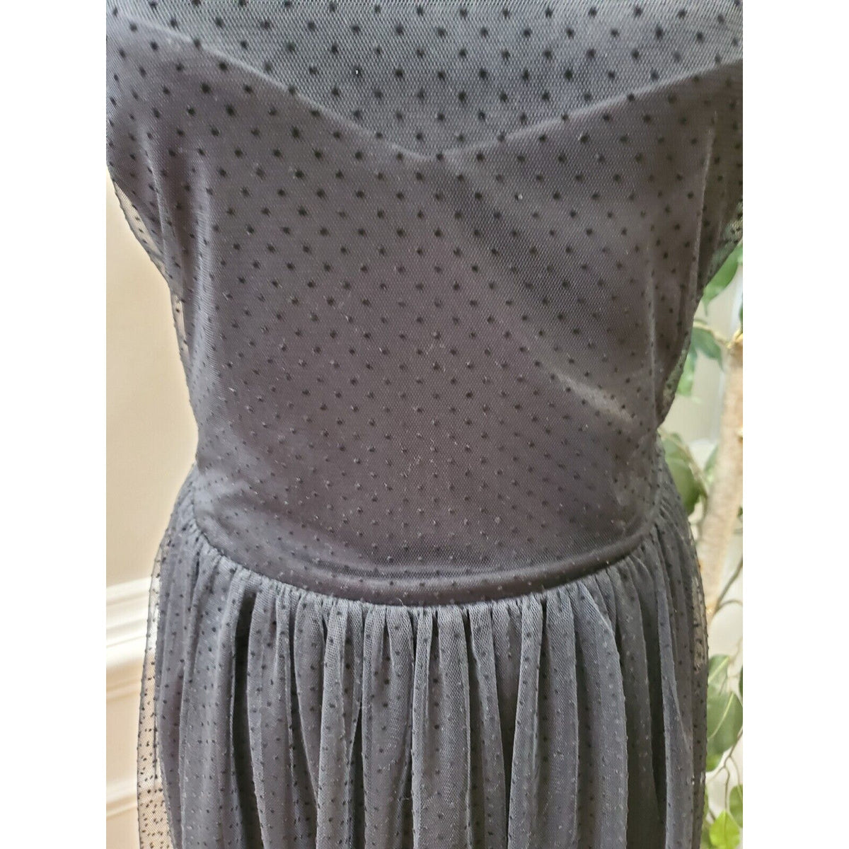 LC Lauren Conrad Women's Black Round Neck Sleeveless Knee Length Lace Dress 16