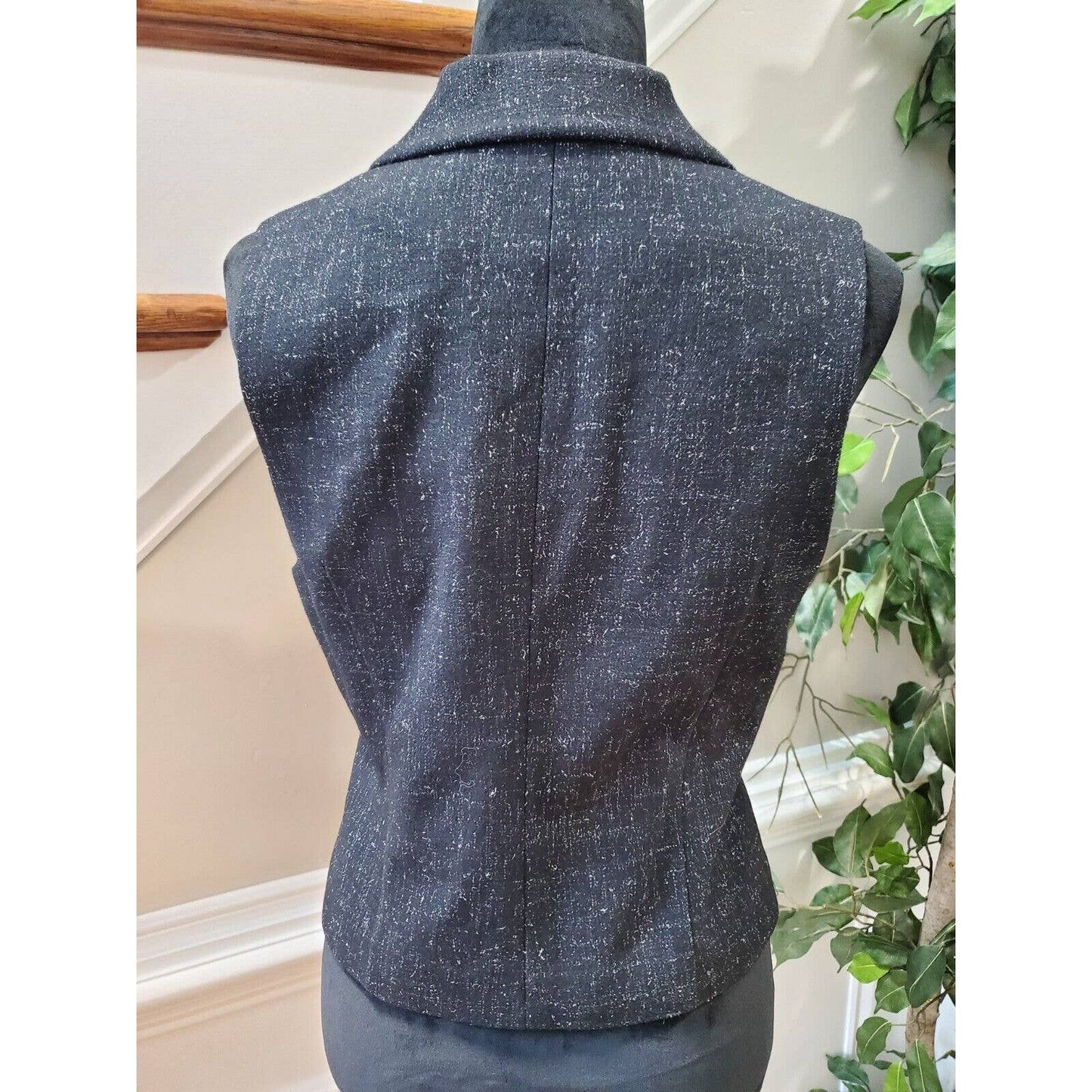 Women's Black Polyester Long Sleeve Single Breasted Fitted Vest & Blazer Medium