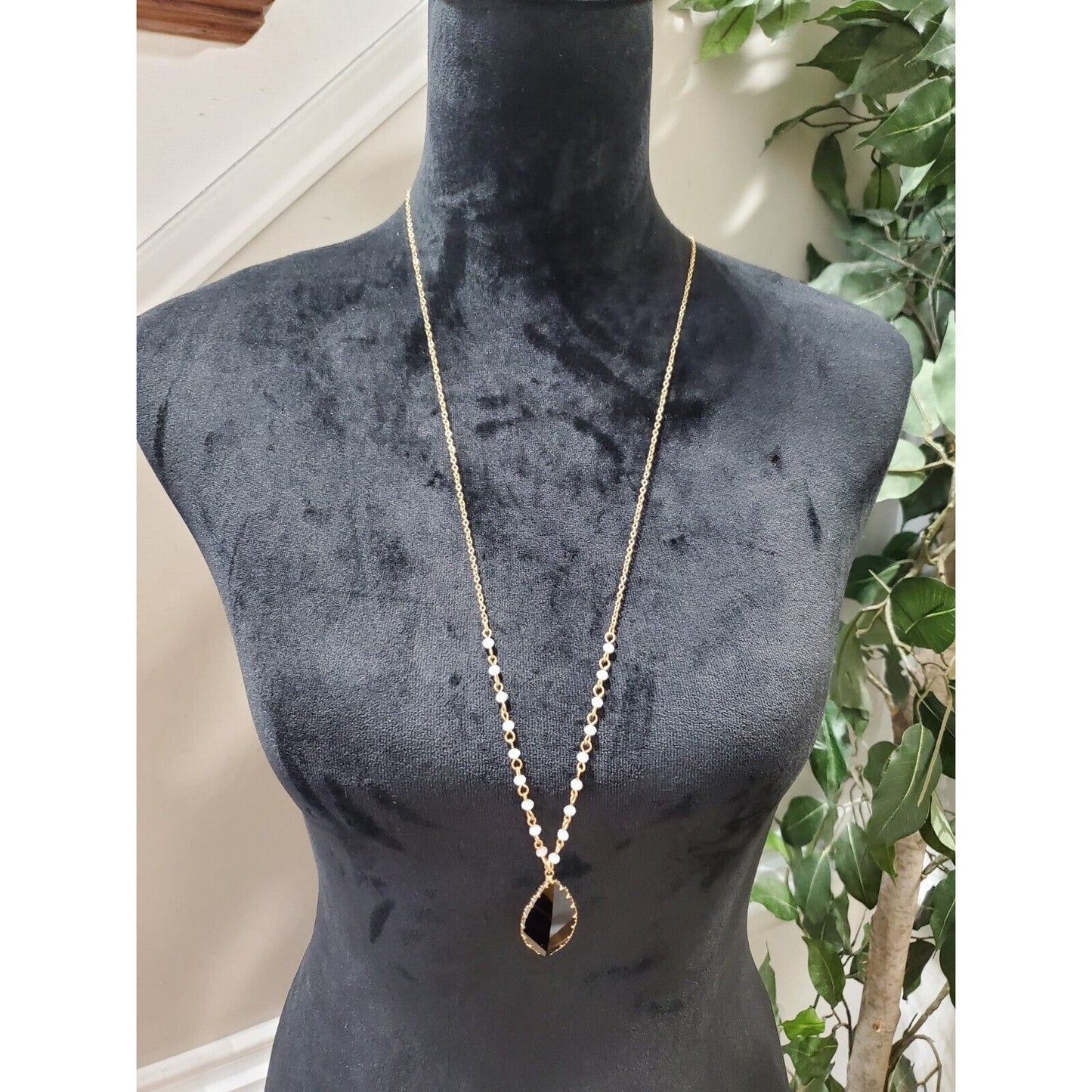 Plunder Women's Black Stone with Gold Chain Necklace