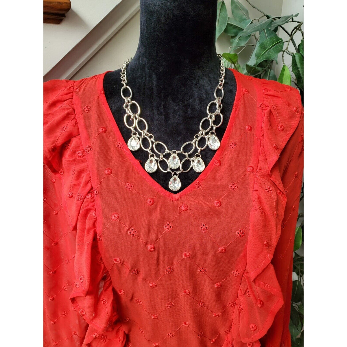 Soho New York & Company Women Red Polyester V-Neck Long Sleeve Top Blouse Small