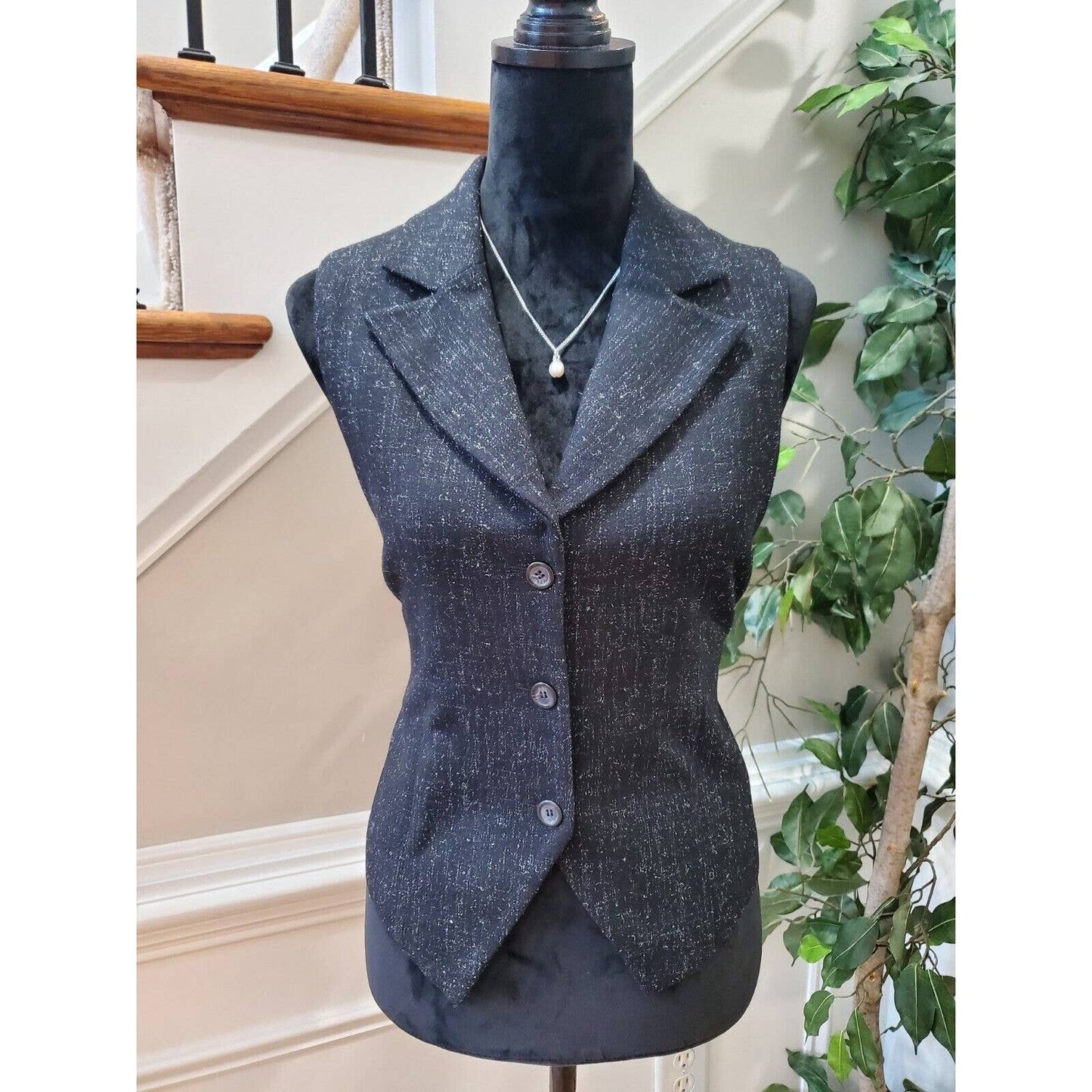 Women's Black Polyester Long Sleeve Single Breasted Fitted Vest & Blazer Medium