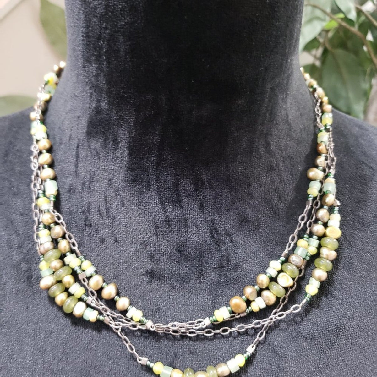 Womens Clear Pearlstone Multi Beaded Bib Necklace Jewellery with Lobster Clasp