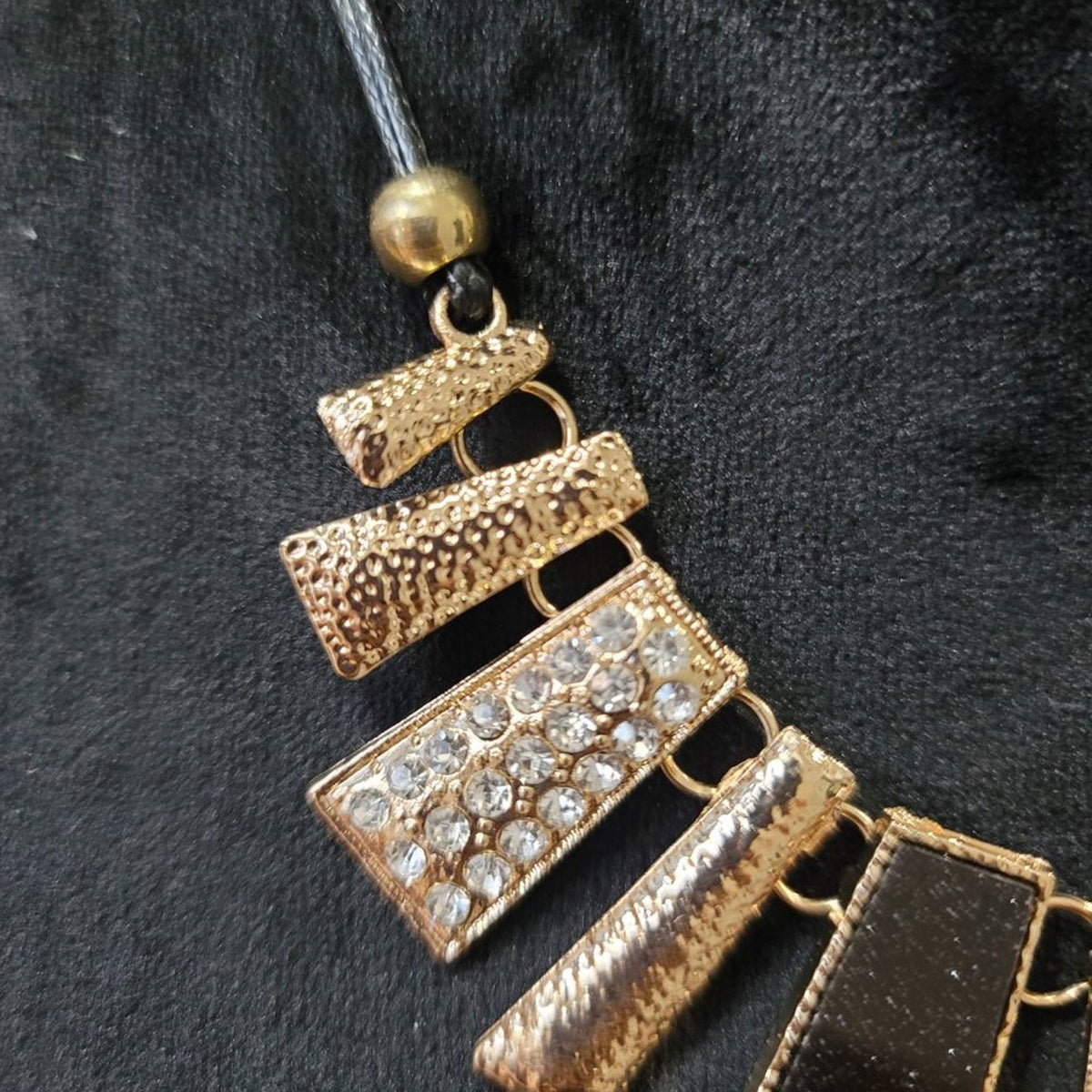 Womens Black & Gold Fusion Bar Fashion Pendant Necklace Statement