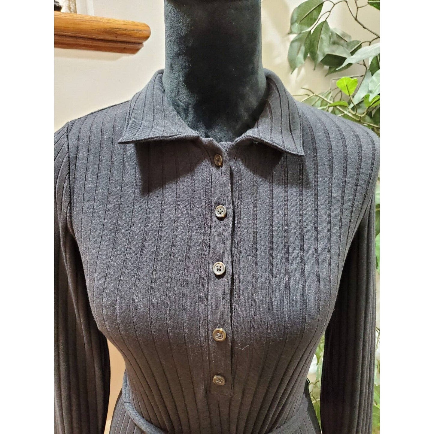 Old Navy Women's Black Cotton Collared Long Sleeve Knee Length Dress Size Small