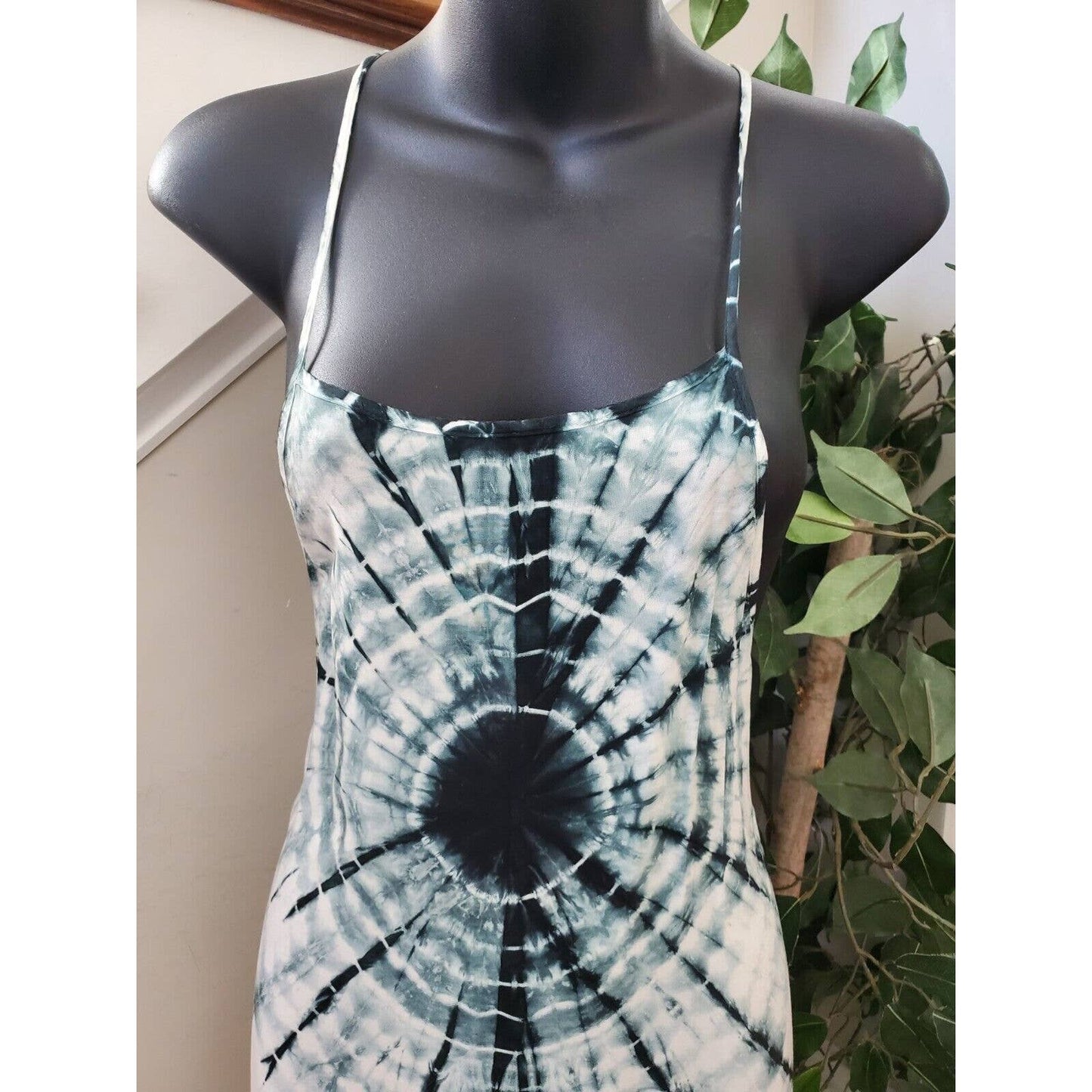 Boutique Hot & Delicious Tie Dye Rayon Square Neck Strappy Long Maxi Dress M